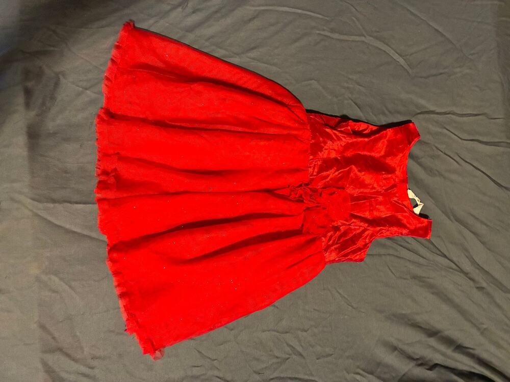 H&M Dress Girls 4-5 Red Sparkle Holiday Party Sleeveless Fit Flare Tulle Skirt